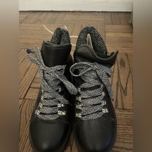 NWT Barney’s  NY lined boots